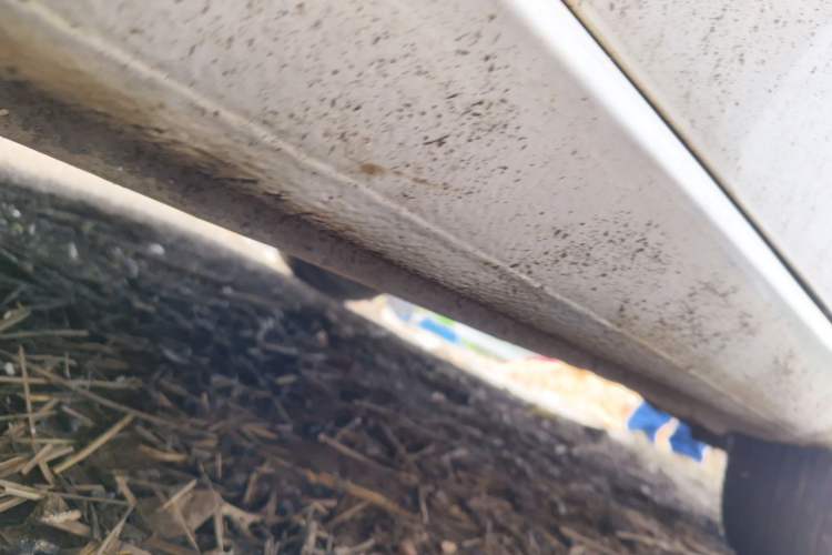 Used Bestune B50 2012 1.6L automatic with sunroof Chassis Front Left