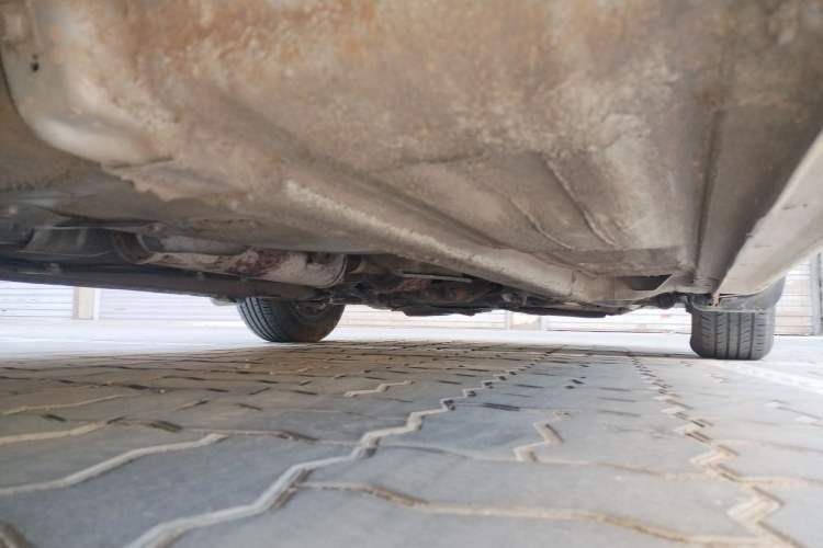 Used Bestune B50 2012 1.6L manual sunroof version Chassis Front