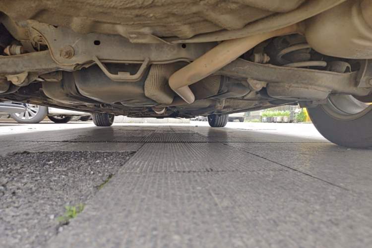 Used Bestune B50 2012 1.6L manual fashion version Chassis Rear