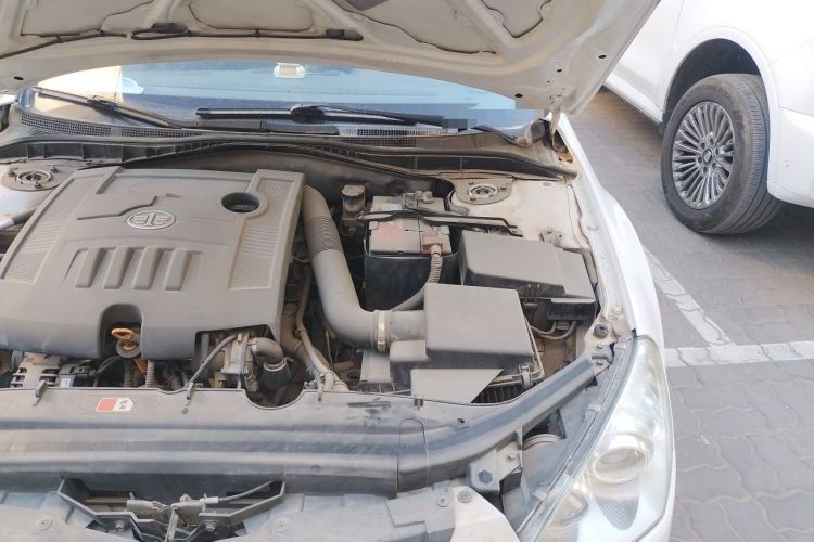 Used Bestune B50 2012 1.6L manual sunroof version Engine Bay Left