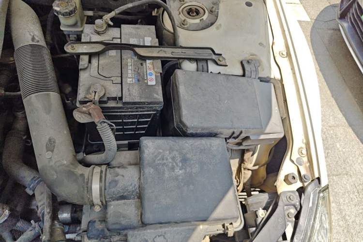 Used Bestune B50 2012 1.6L manual fashion version Engine Bay Left