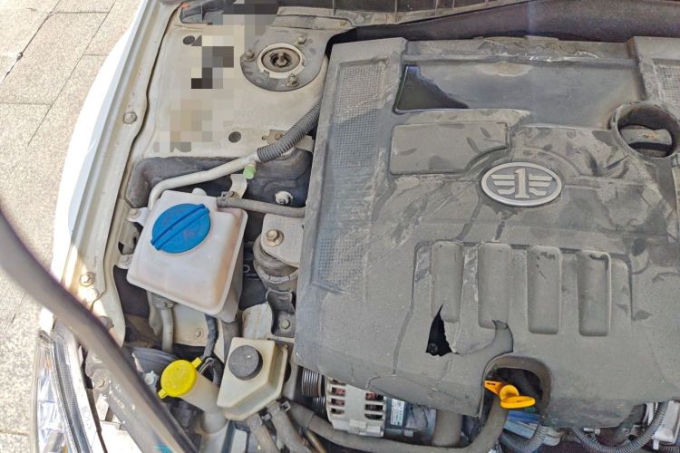 Used Bestune B50 2012 1.6L manual fashion version Engine Bay Right