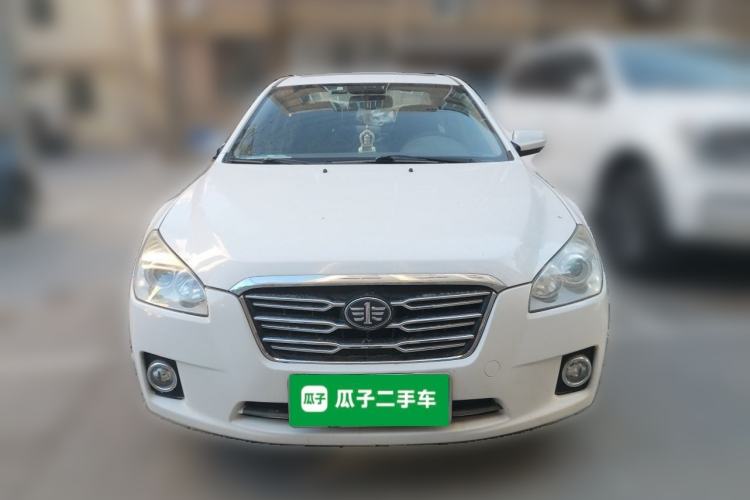 Used Bestune B50 2012 1.6L manual sunroof version Front