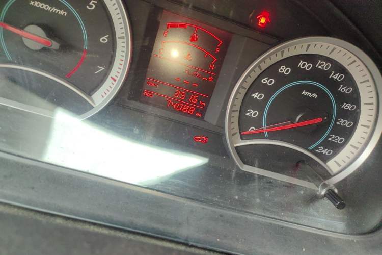 Used Bestune B50 2012 1.6L Manual Limited Edition Odometer Close Up