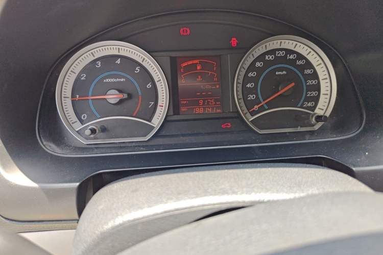 Used Bestune B50 2012 1.6L manual fashion version Odometer Close Up