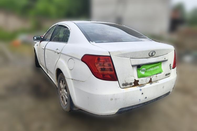 Used Bestune B50 2012 1.6L automatic with sunroof Rear Left 45 Deg