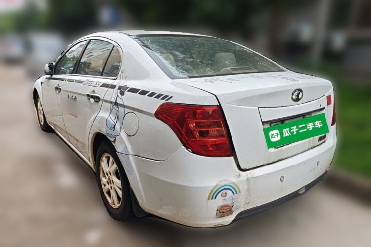 Used Bestune B50 2012 1.6L automatic with sunroof Rear Left 45 Deg