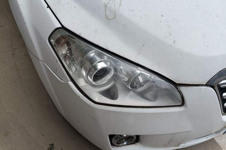Used Bestune B50 2012 1.6L Manual Prestige Edition Right Front Headlight