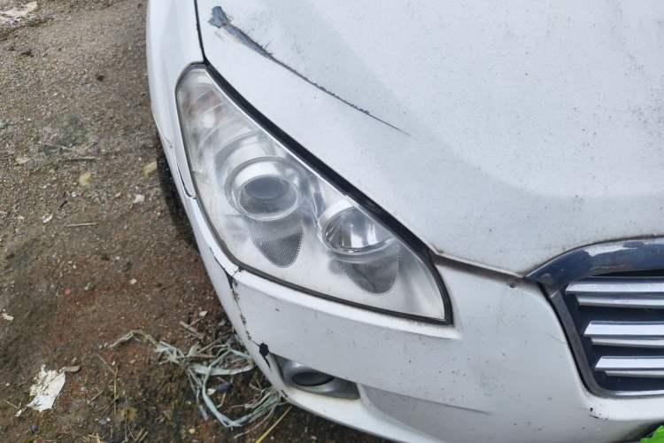 Used Bestune B50 2012 1.6L automatic with sunroof Right Front Headlight