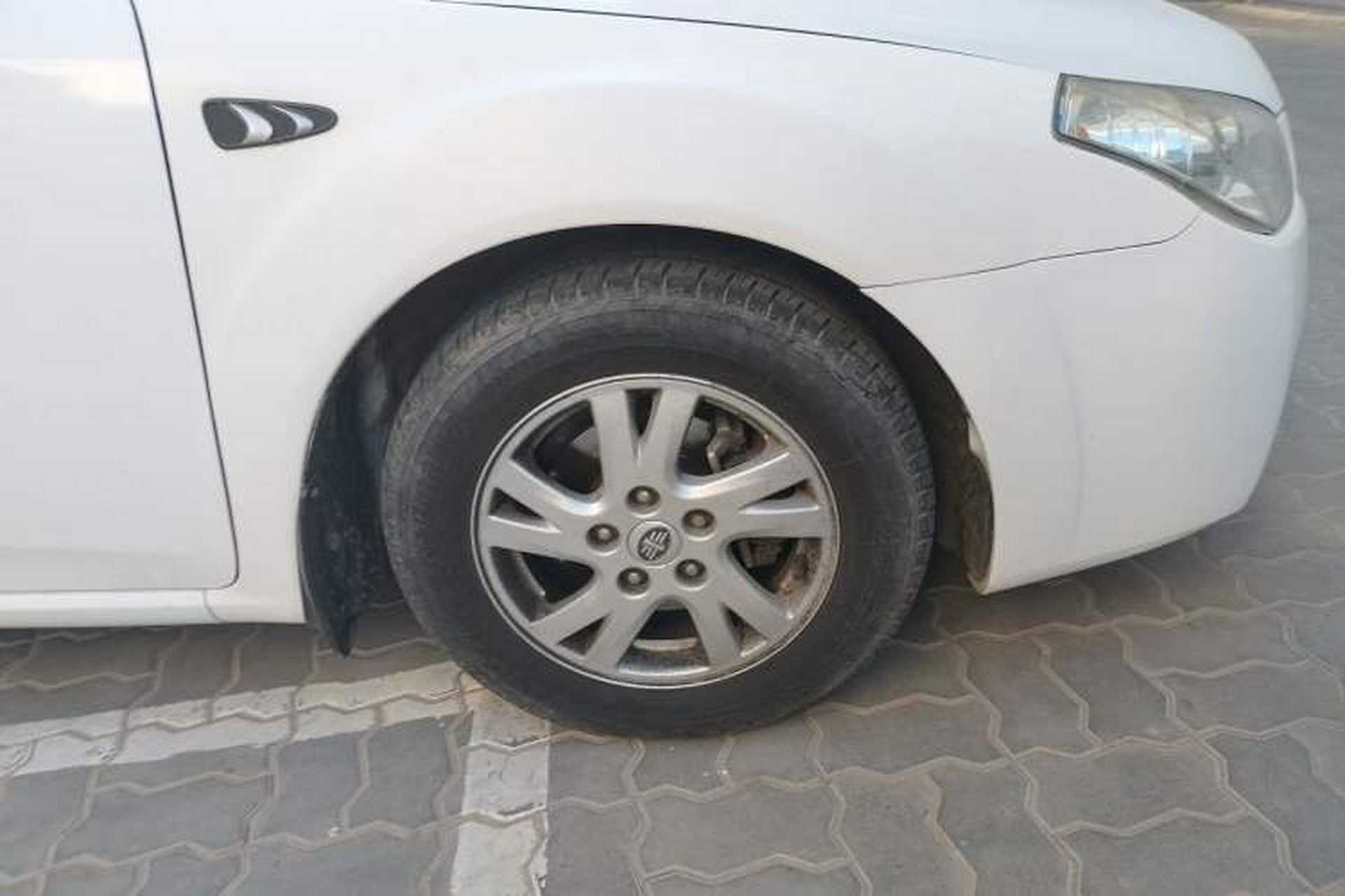Used Bestune B50 2012 1.6L manual sunroof version Right Front Wheel Hub