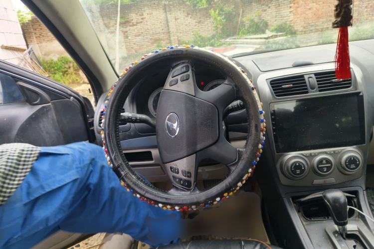 Used Bestune B50 2012 1.6L automatic with sunroof Steering Wheel