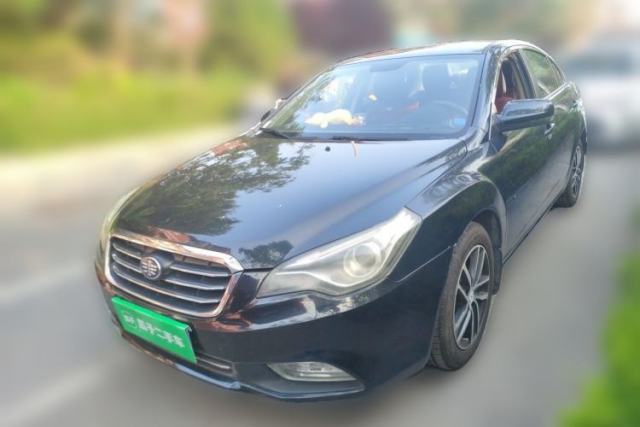 Gebrauchter Bestune B50 2013 1.6L manual Comfort trim level