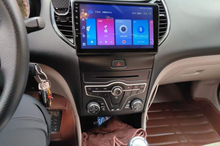 Used Bestune B50 2013 1.6L manual luxury version Audio And AC Panel