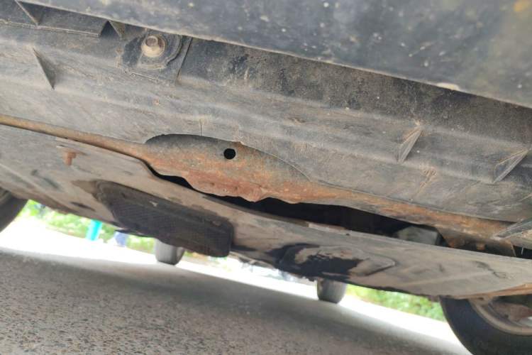 Used Bestune B50 2013 1.6L manual Comfort trim level Chassis Front