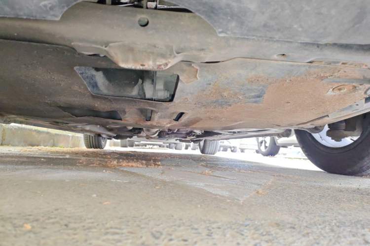 Used Bestune B50 2013 1.6L manual luxury version Chassis Front