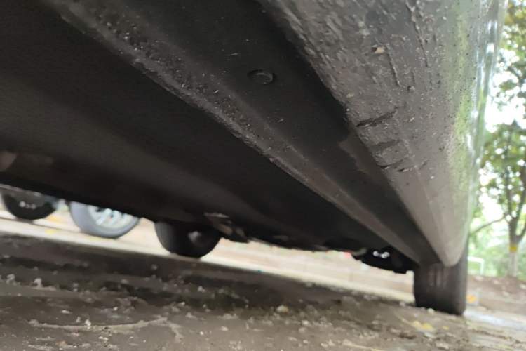 Used Bestune B50 2013 1.6L manual Comfort trim level Chassis Front Left