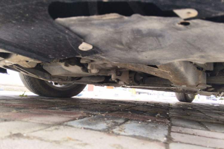 Used Bestune B50 2013 1.6L manual Comfort trim level Chassis Front Left