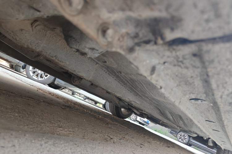 Used Bestune B50 2013 1.6L manual luxury version Chassis Front Left