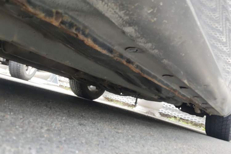 Used Bestune B50 2013 1.6L manual luxury version Chassis Front Left