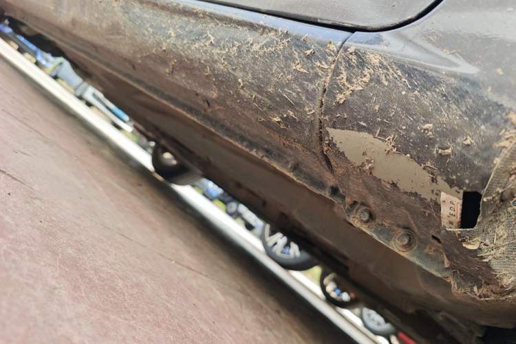 Used Bestune B50 2013 1.6L manual Partner Edition Chassis Front Right