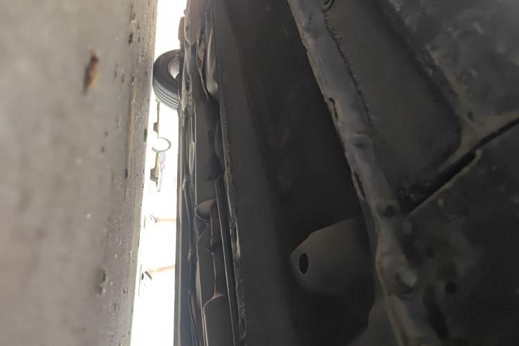 Used Bestune B50 2013 1.6L manual Partner Edition Chassis Front Right