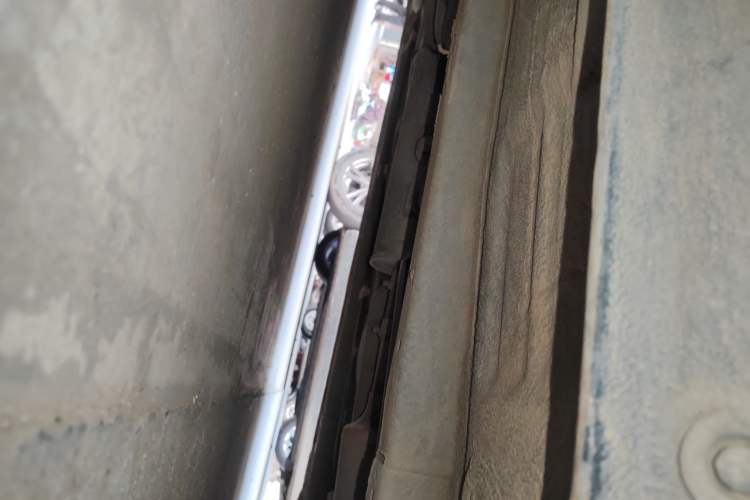 Used Bestune B50 2013 1.6L manual Comfort trim level Chassis Front Right