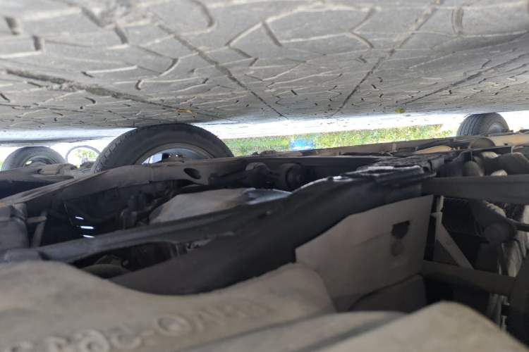 Used Bestune B50 2013 1.6L manual luxury version Chassis Front