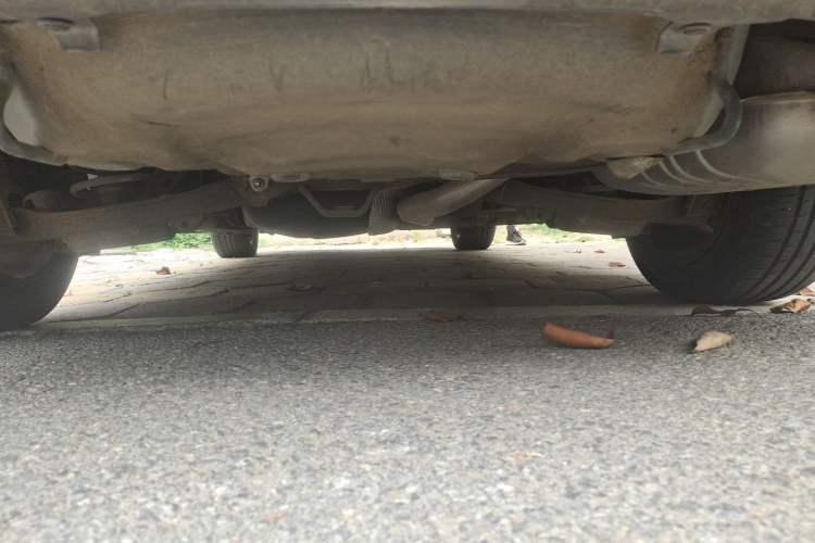Used Bestune B50 2013 1.6L manual Comfort trim level Chassis Rear
