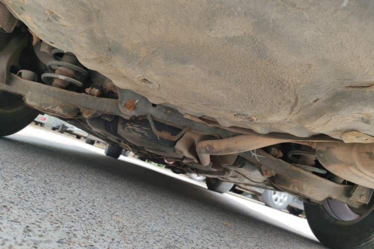 Used Bestune B50 2013 1.6L manual Comfort trim level Chassis Rear
