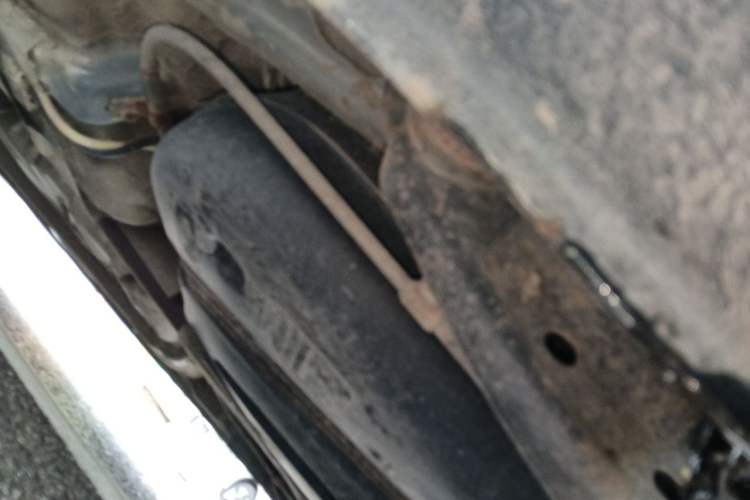 Used Bestune B50 2013 1.6L manual Comfort trim level Chassis Rear Left