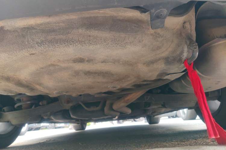Used Bestune B50 2013 1.6L automatic luxury version Chassis Rear