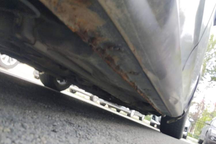 Used Bestune B50 2013 1.6L manual luxury version Chassis Rear Right