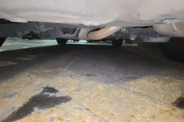Used Bestune B50 2013 1.6L automatic luxury version Chassis Rear