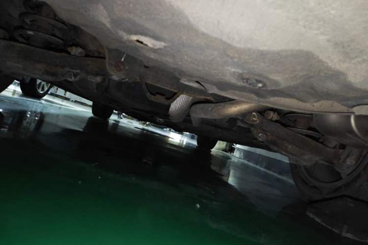 Used Bestune B50 2013 1.6L manual luxury version Chassis Rear