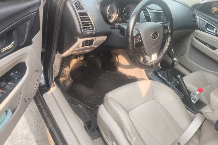 Used Bestune B50 2013 1.6L Manual Prestige Edition Driver Seat