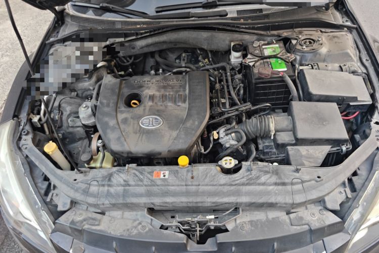 Used Bestune B50 2013 1.8L Automatic Prestige Edition Engine Bay