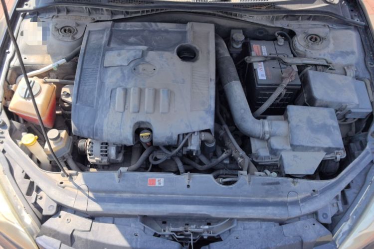 Used Bestune B50 2013 1.6L manual Comfort trim level Engine Bay