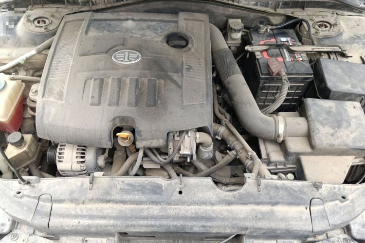 Used Bestune B50 2013 1.6L manual Comfort trim level Engine Bay