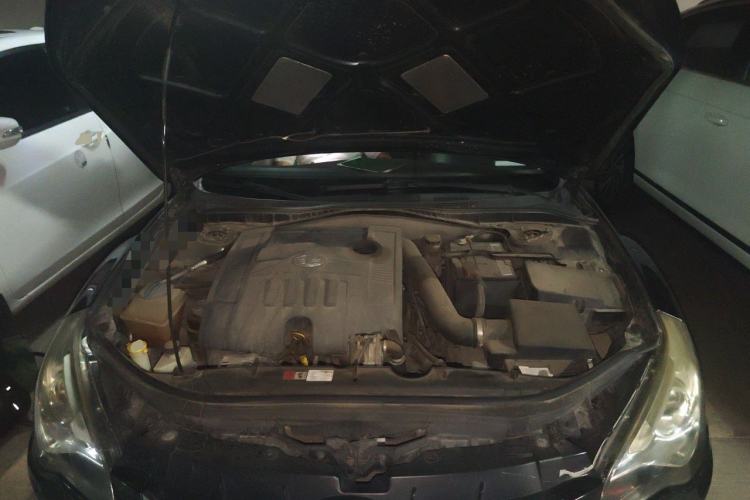 Used Bestune B50 2013 1.6L automatic luxury version Engine Bay
