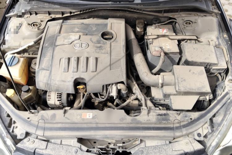 Used Bestune B50 2013 1.6L manual luxury version Engine Bay
