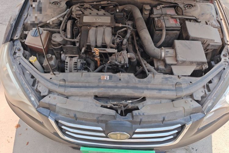 Used Bestune B50 2013 1.6L manual luxury version Engine Bay
