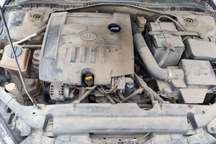 Used Bestune B50 2013 1.6L manual luxury version Engine Bay