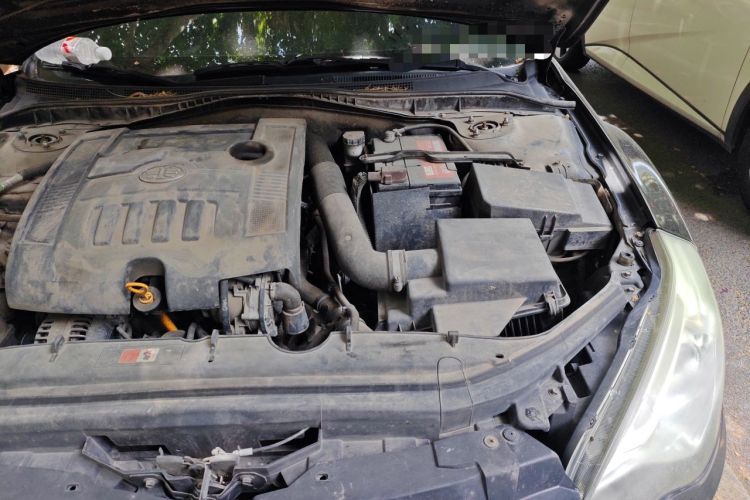 Used Bestune B50 2013 1.6L manual luxury version Engine Bay Left