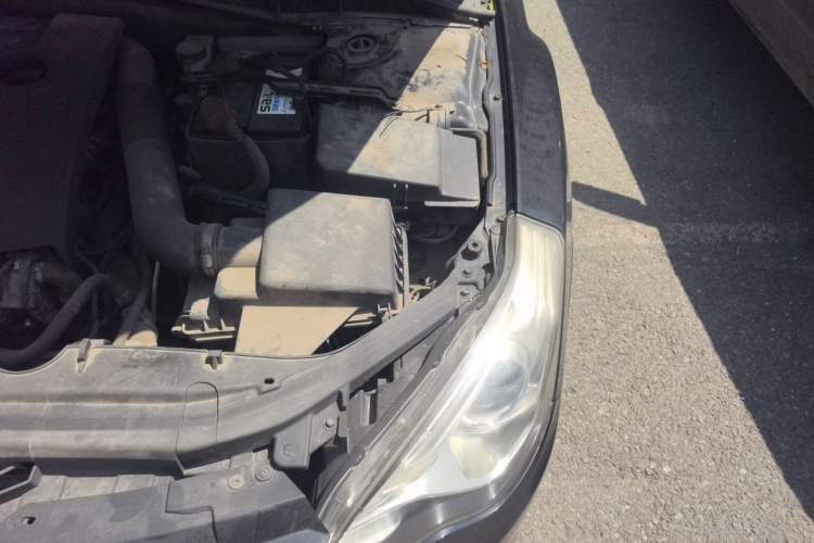 Used Bestune B50 2013 1.6L manual luxury version Engine Bay Left