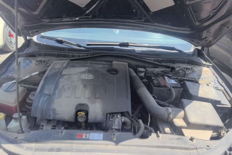 Used Bestune B50 2013 1.6L manual luxury version Engine Bay