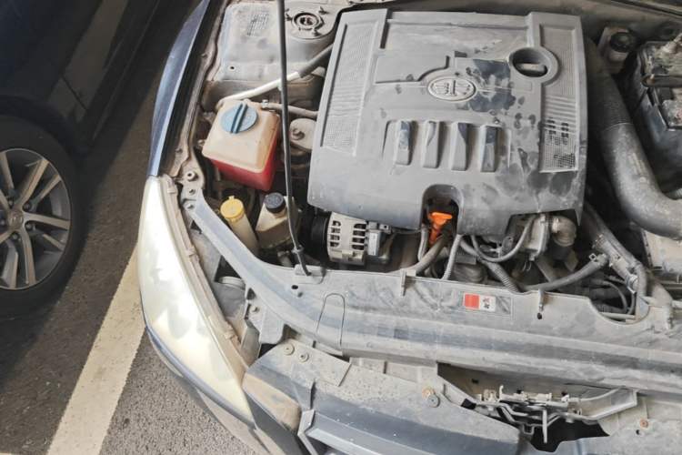 Used Bestune B50 2013 1.6L manual Partner Edition Engine Bay Right