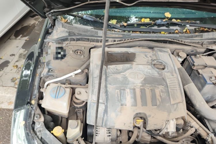 Used Bestune B50 2013 1.6L manual Comfort trim level Engine Bay Right