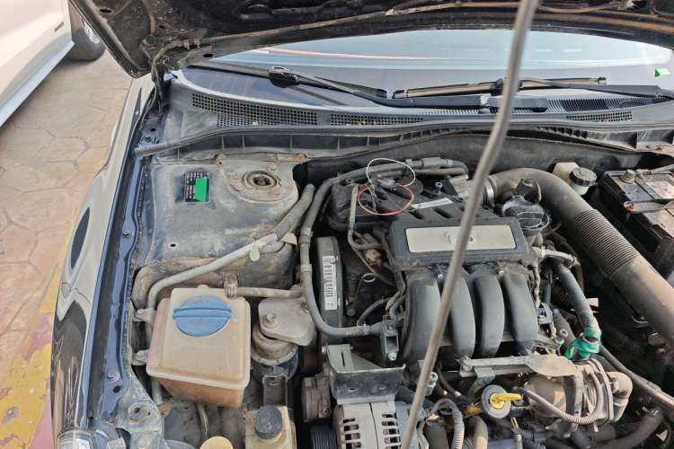 Used Bestune B50 2013 1.6L manual Partner Edition Engine Bay Right