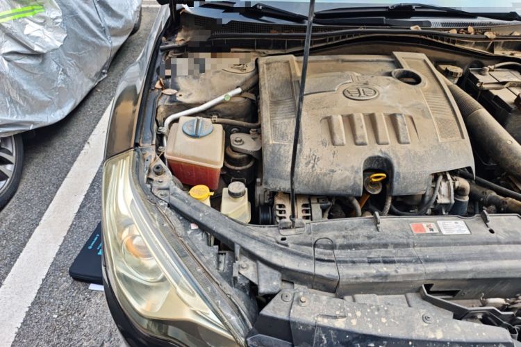 Used Bestune B50 2013 1.6L automatic luxury version Engine Bay Right