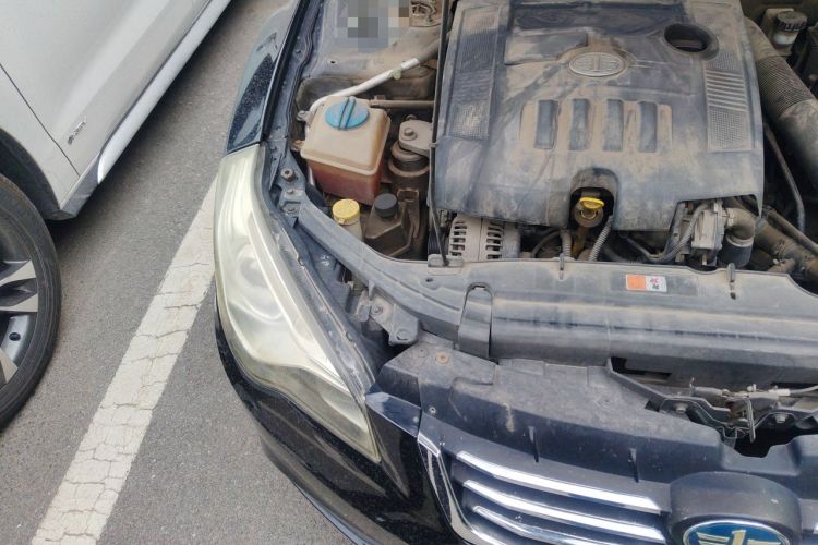 Used Bestune B50 2013 1.6L automatic luxury version Engine Bay Right